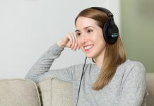 La empresa Isora Solutions, en colaboración con la Universidad Politécnica de Valencia pone en marcha el primer Centro de Lenguas mediante estimulación auditiva neurosensorial
